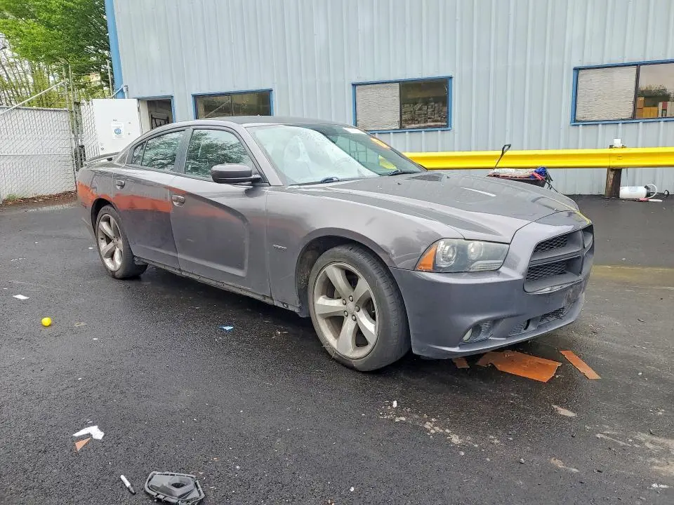 2014 DODGE CHARGER R  