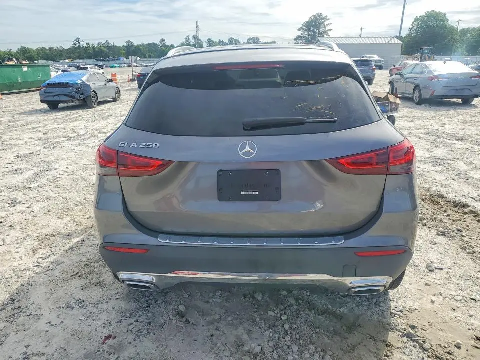 2021 MERCEDES-BENZ GLA 250  