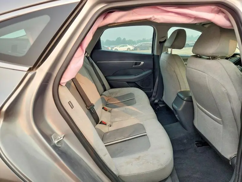 2021 HYUNDAI SONATA SE  