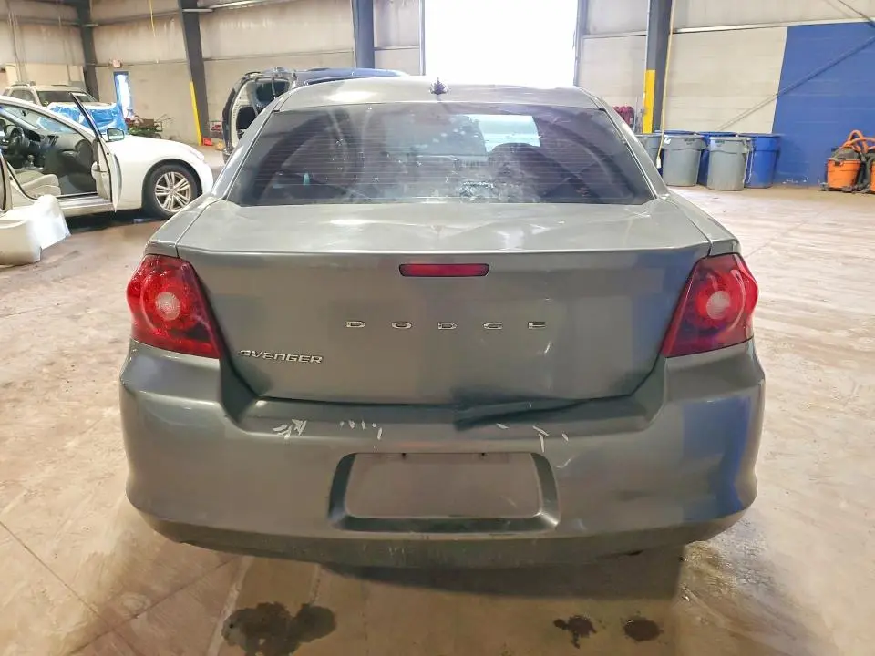 2013 DODGE AVENGER SE  