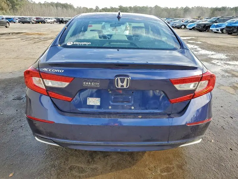 2018 HONDA ACCORD LX  