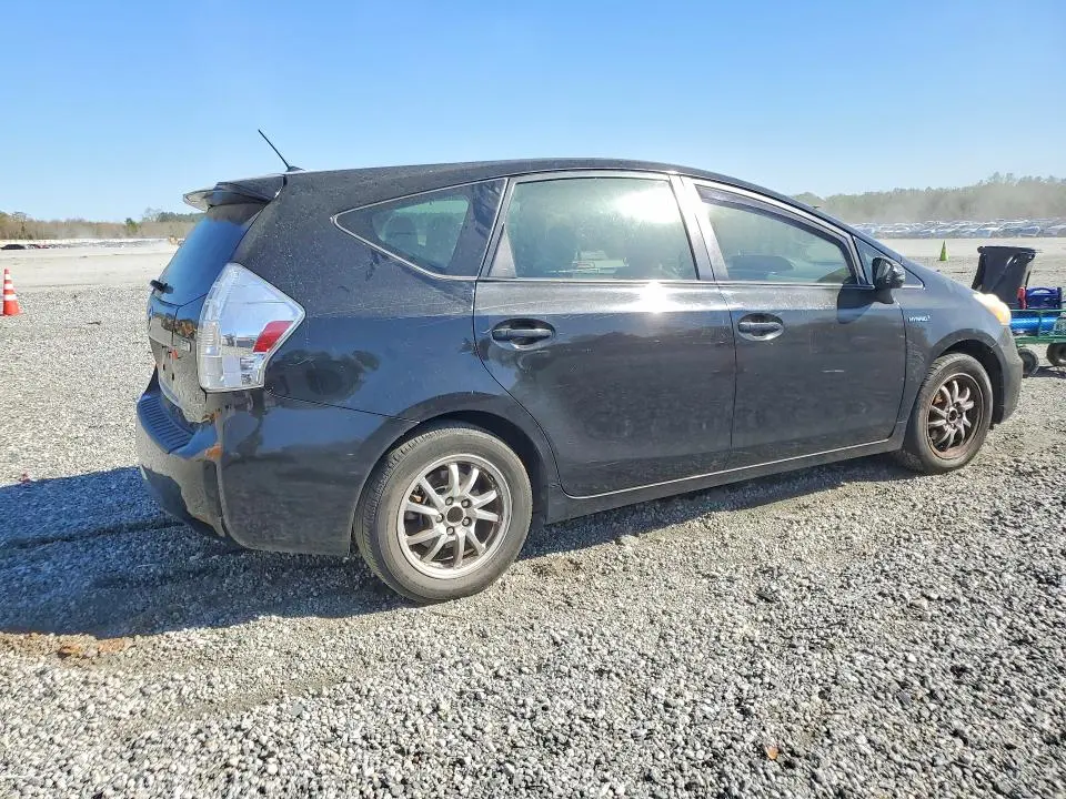 2013 TOYOTA PRIUS V TWO  