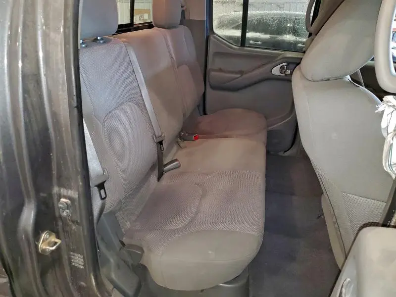 2019 NISSAN FRONTIER S  