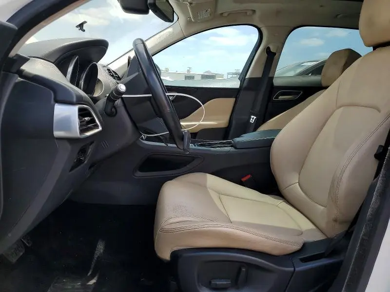 2017 JAGUAR F-PACE PREMIUM  