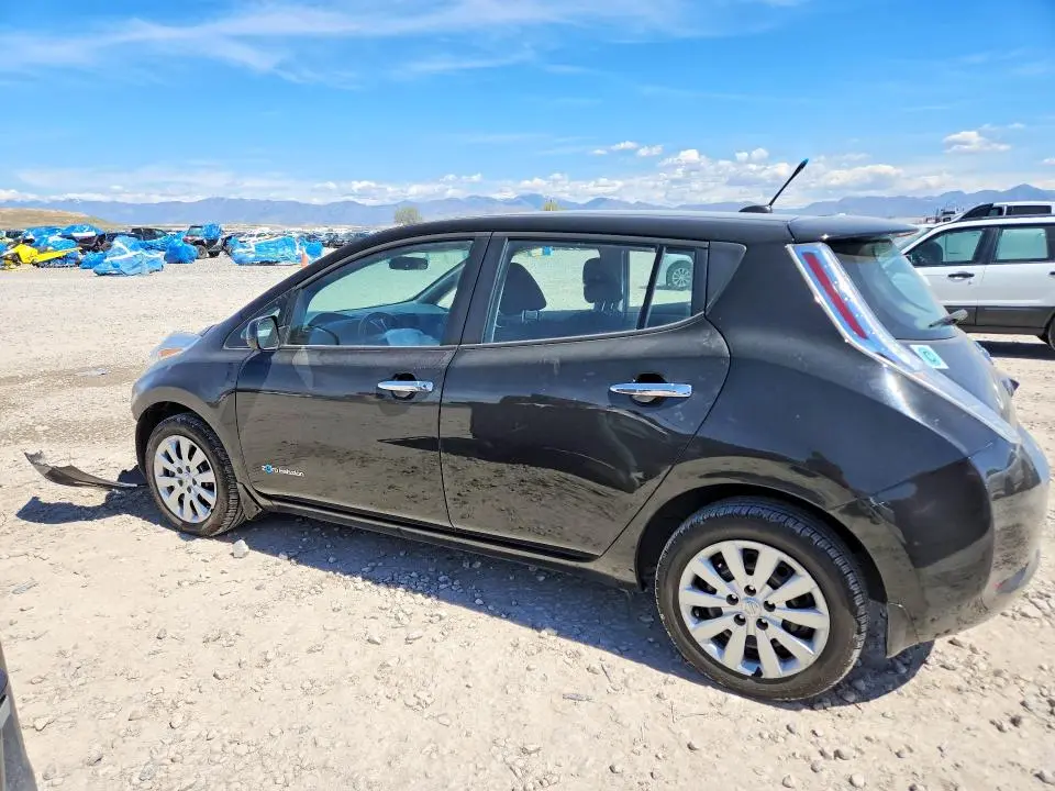 2014 NISSAN LEAF S  