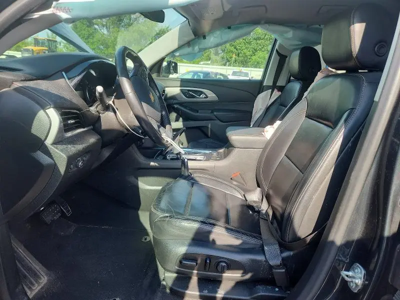 2020 CHEVROLET TRAVERSE LT  