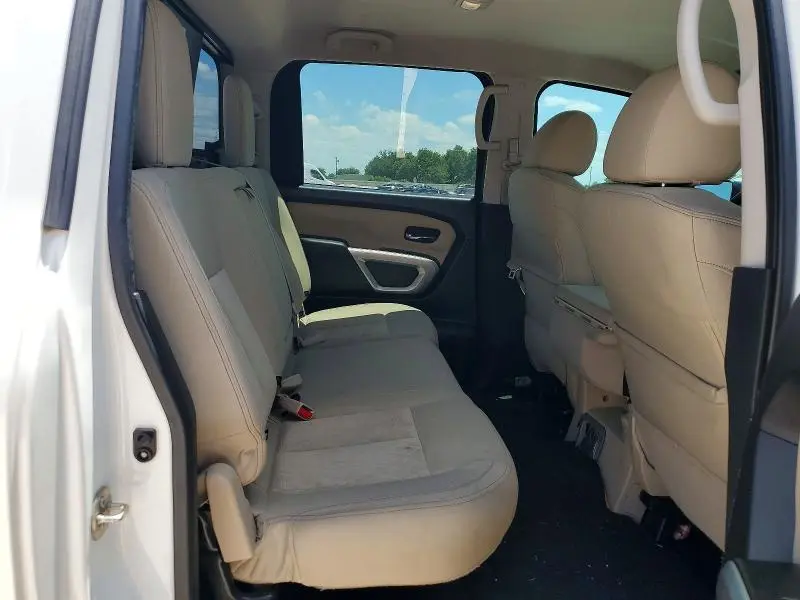 2017 NISSAN TITAN S  