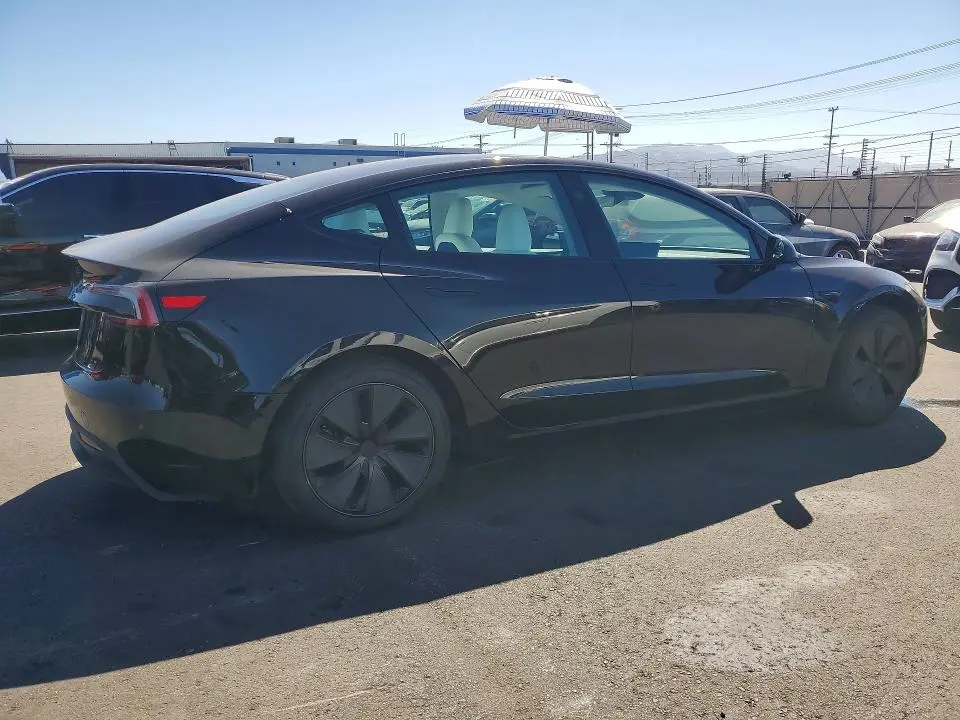2025 TESLA MODEL 3   