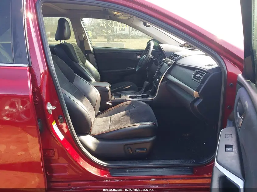 2015 TOYOTA CAMRY XSE V6