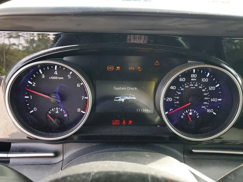 2022 KIA CARNIVAL EX  