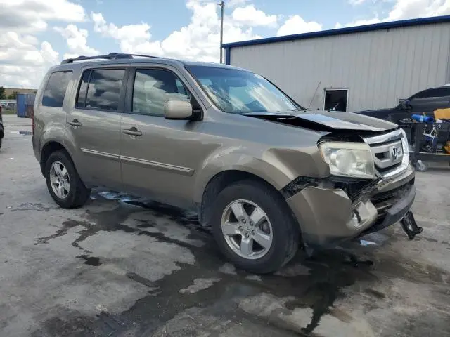 2011 HONDA PILOT EXLN  