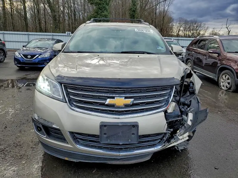 2017 CHEVROLET TRAVERSE LT  