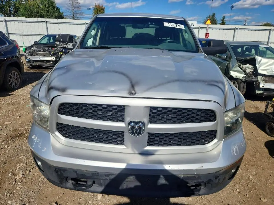 2014 RAM 1500 SLT  