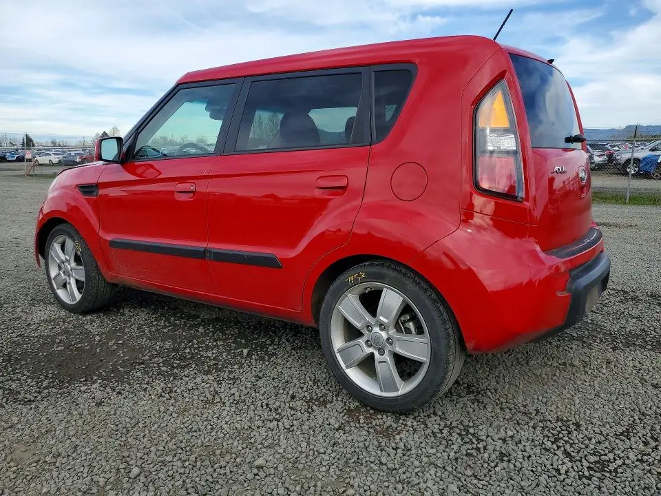 2010 KIA SOUL +  