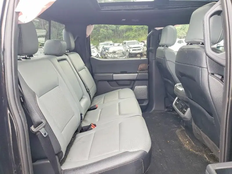 2023 FORD F150 LIGHTNING PRO  