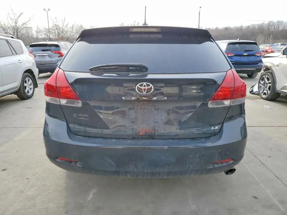 2013 TOYOTA VENZA LE  