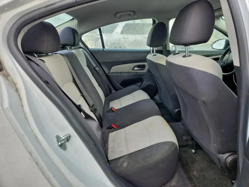 2015 CHEVROLET CRUZE LS  