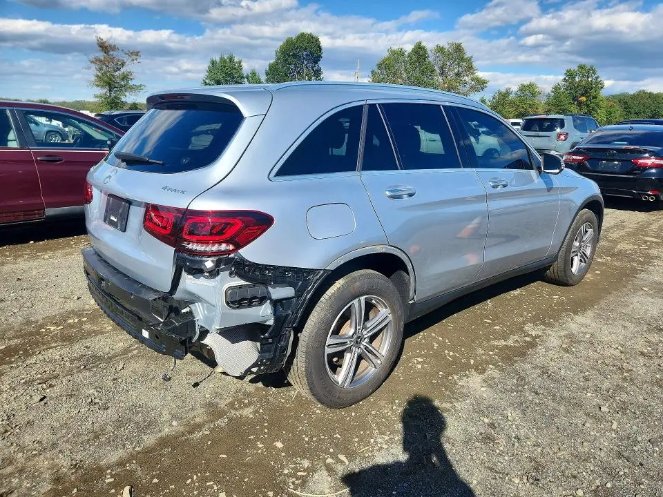 2022 MERCEDES-BENZ GLC 300 4MATIC  