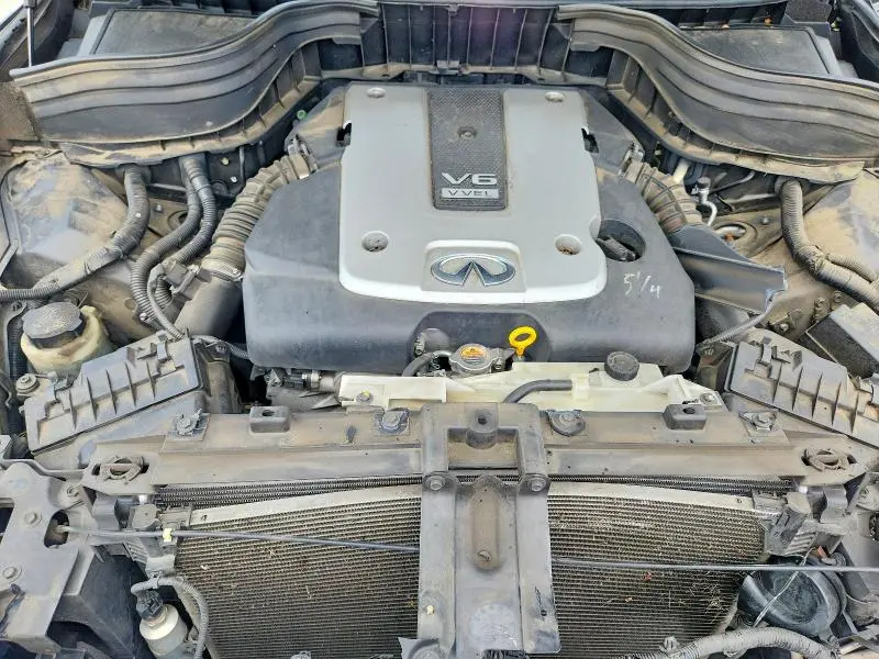 2016 INFINITI QX50 BASE  
