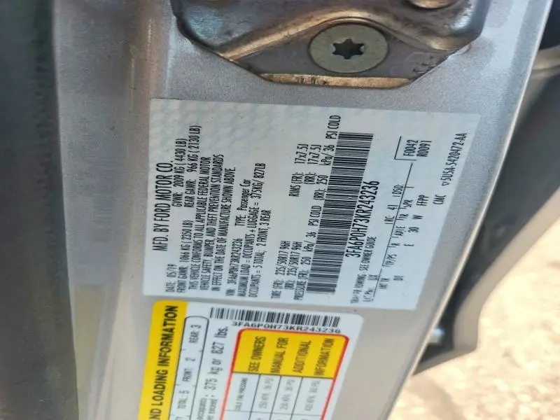2019 FORD FUSION SE  