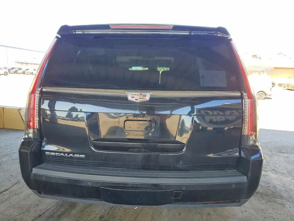 2020 CADILLAC ESCALADE LUXURY  