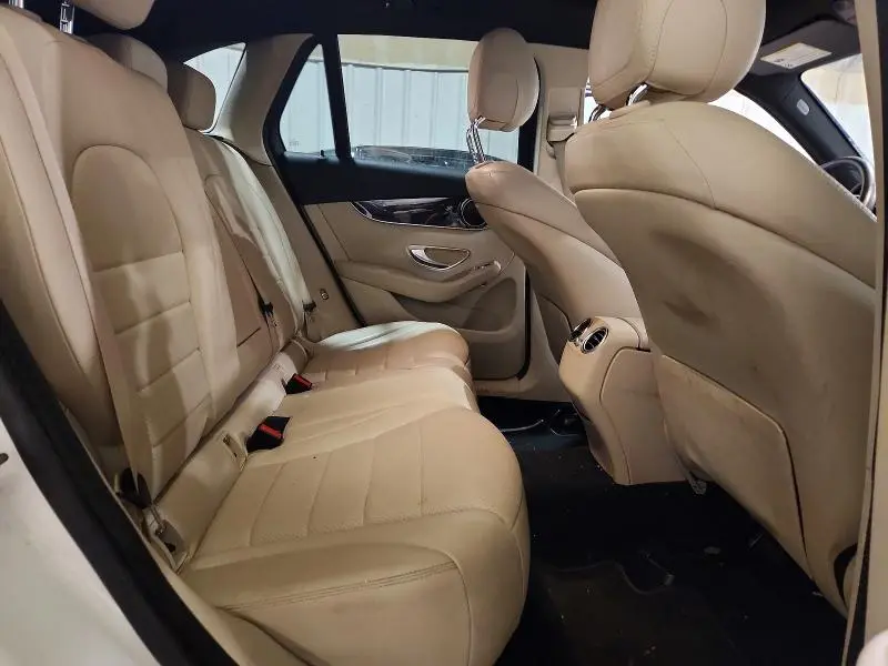 2017 MERCEDES-BENZ GLC 300 4MATIC  