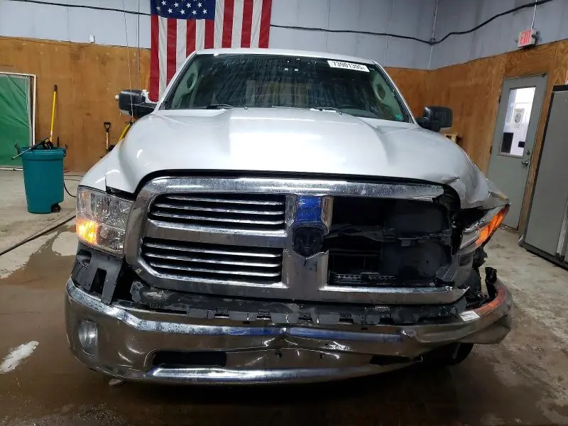 2014 RAM 1500 SLT  