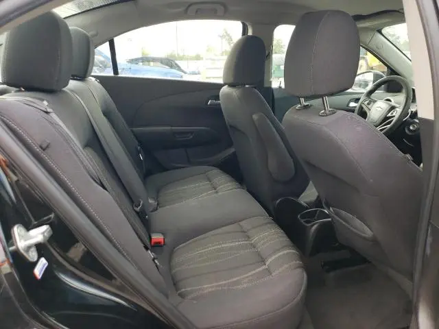 2016 CHEVROLET SONIC LT  