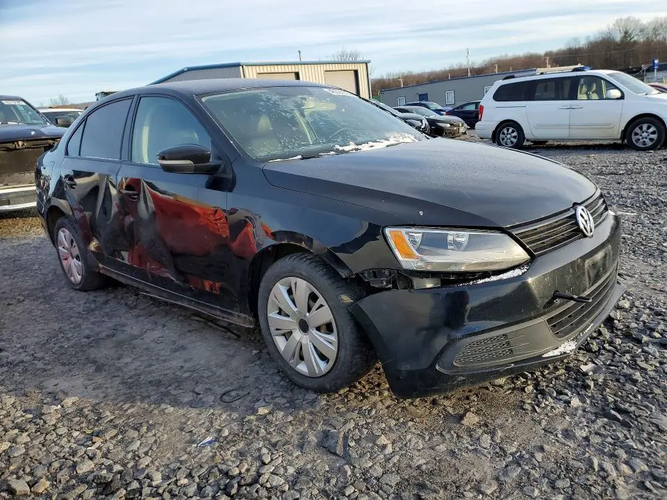 2014 VOLKSWAGEN JETTA SE  