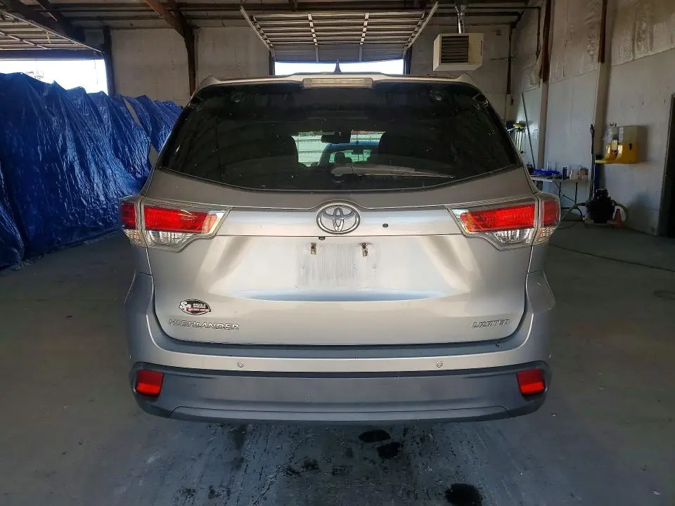 2015 TOYOTA HIGHLANDER LIMITED PLATINUM  