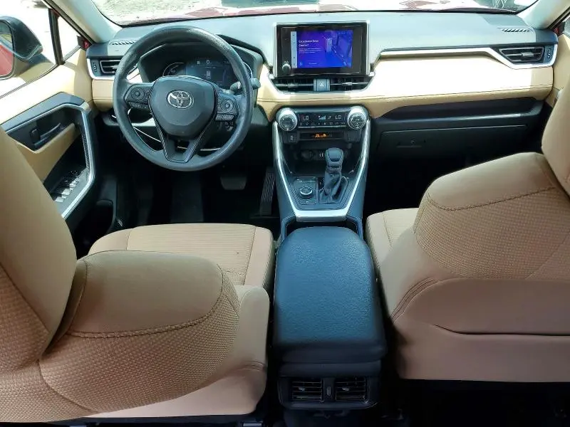 2023 TOYOTA RAV4 LE  