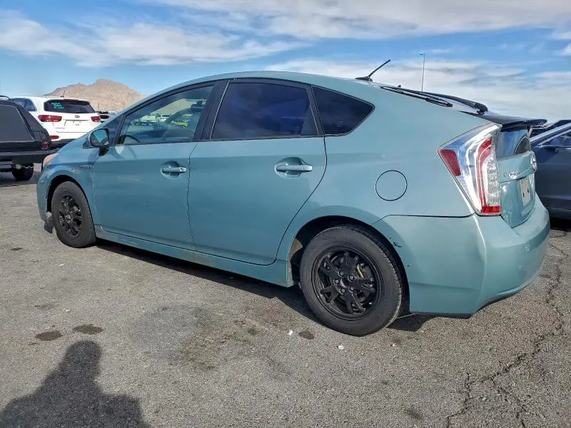 2013 TOYOTA PRIUS   