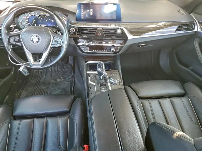 2019 BMW 530 I  