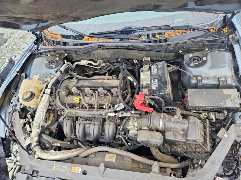2011 FORD FUSION S   