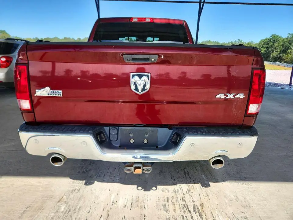 2017 RAM 1500 SLT  
