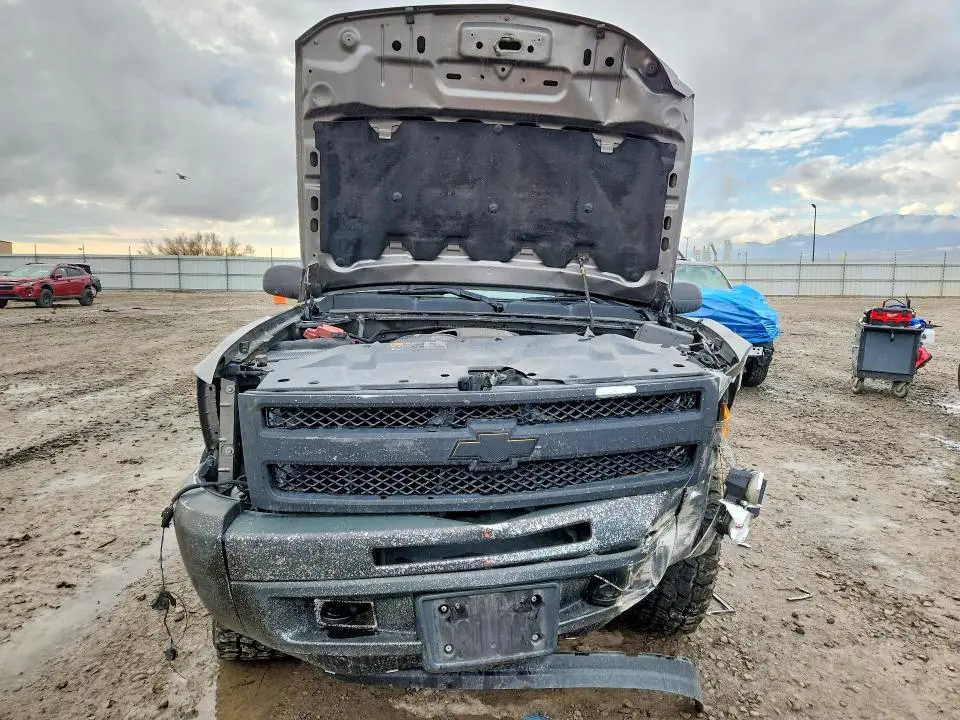 2013 CHEVROLET SILVERADO K1500 LT  