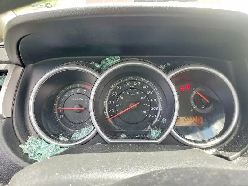 2012 NISSAN VERSA 1.8 S  