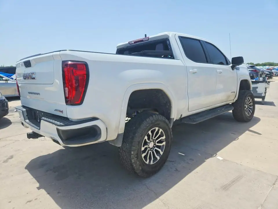 2021 GMC SIERRA K1500 AT4  