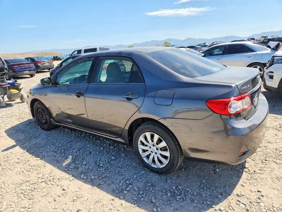 2013 TOYOTA COROLLA LE  