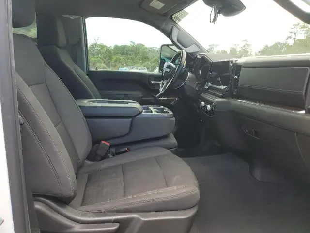 2024 GMC SIERRA C2500 SLE  