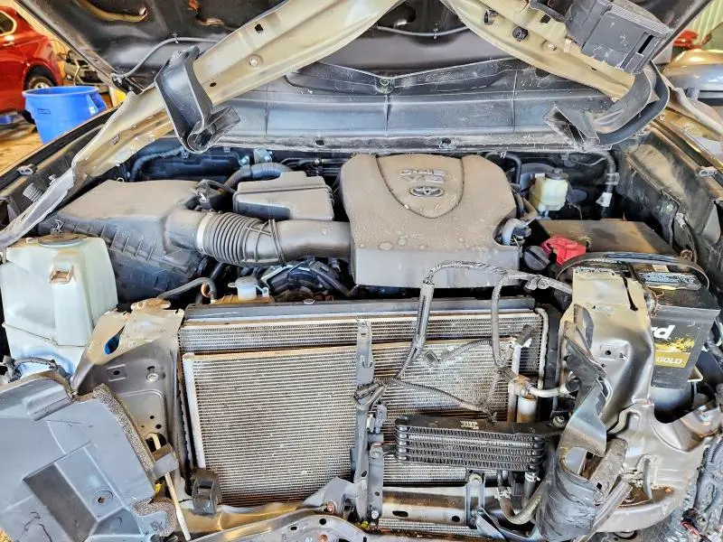 2017 TOYOTA TACOMA SR V6  