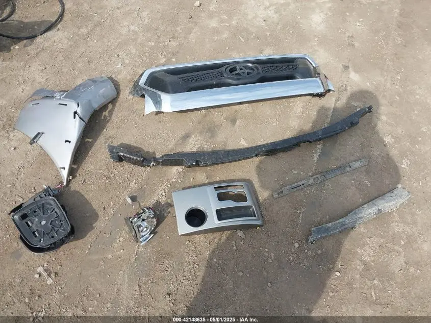2014 TOYOTA TACOMA BASE V6