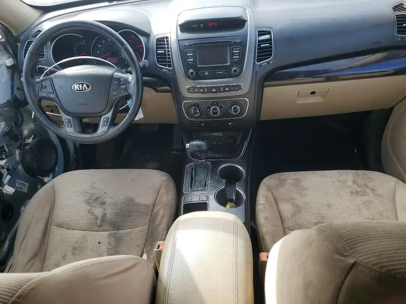 2014 KIA SORENTO LX  