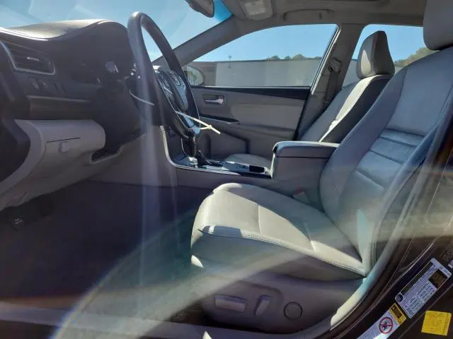 2016 TOYOTA CAMRY LE  