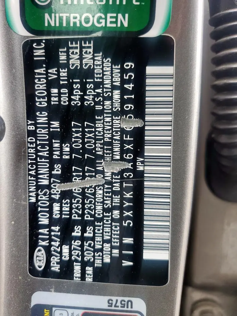 2015 KIA SORENTO LX  