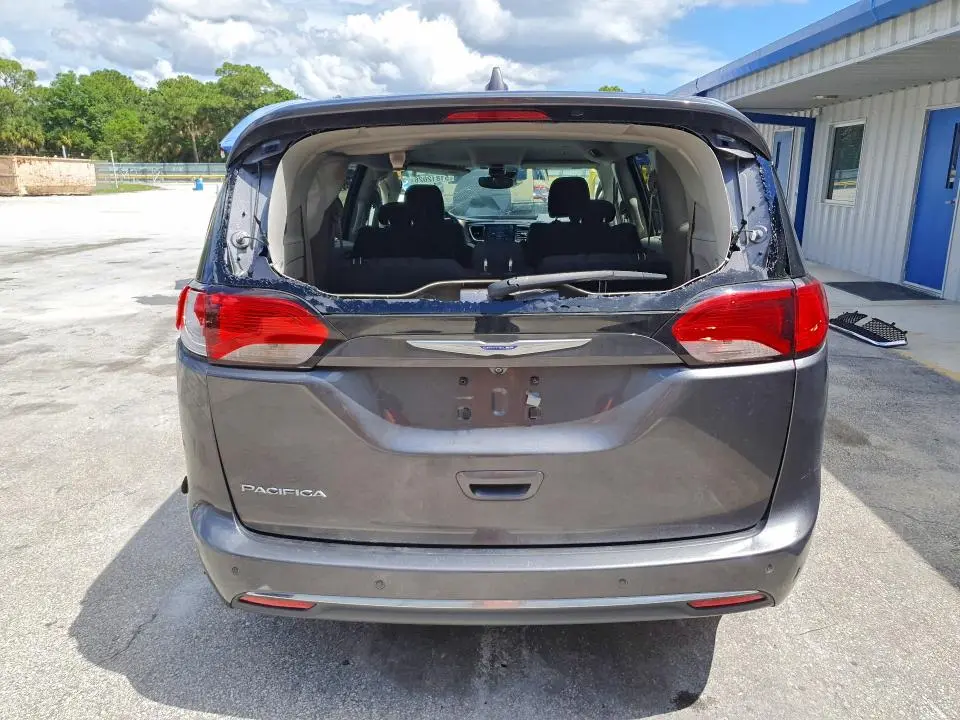 2019 CHRYSLER PACIFICA TOURING PLUS  