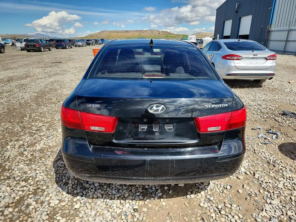 2010 HYUNDAI SONATA GLS  