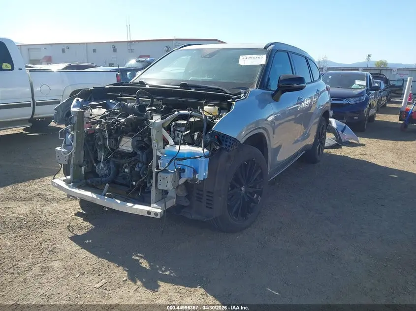 2024 TOYOTA HIGHLANDER XSE