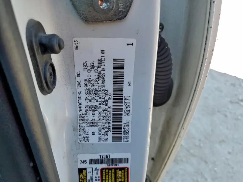 2013 TOYOTA TUNDRA DOUBLE CAB SR5  