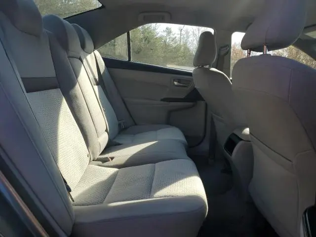 2017 TOYOTA CAMRY LE  